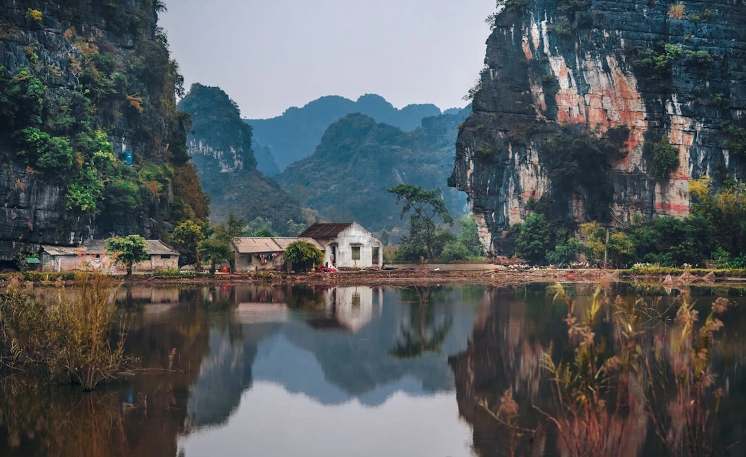 kham-pha-thien-metta-duoi-goc-nhin-cua-ngoc-minh