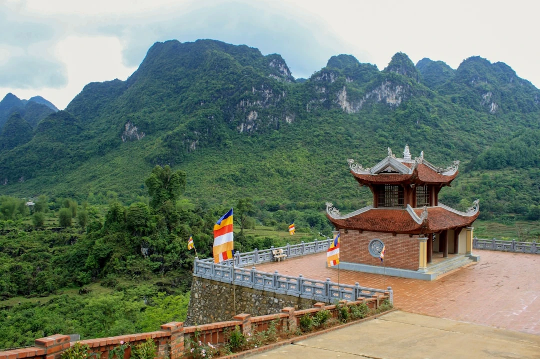 thien-1-gio-duoi-goc-nhin-cua-ngoc-minh